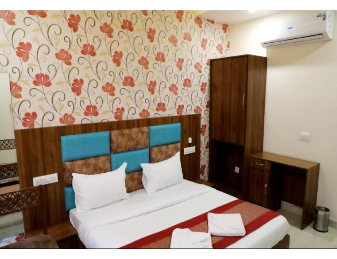 Hotel Royal Villa 2, อัมริตสา ภายนอก รูปภาพ